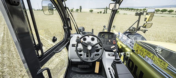 th-telehandlers-superior-visibility-and-comfort 2