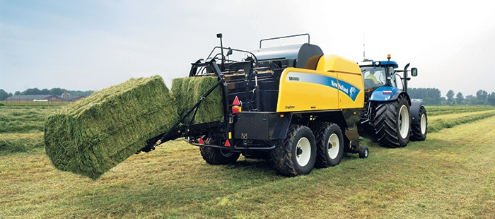 on-the-move-bale-weighting-system-new-holland-excellence