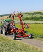 MAȘINI DE RĂVĂȘIT FÂNUL 8076 CD